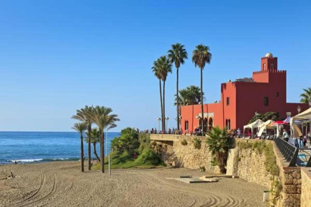 Weforyou Real Del Tivoli Two Rooms Benalmadena Bagian luar foto