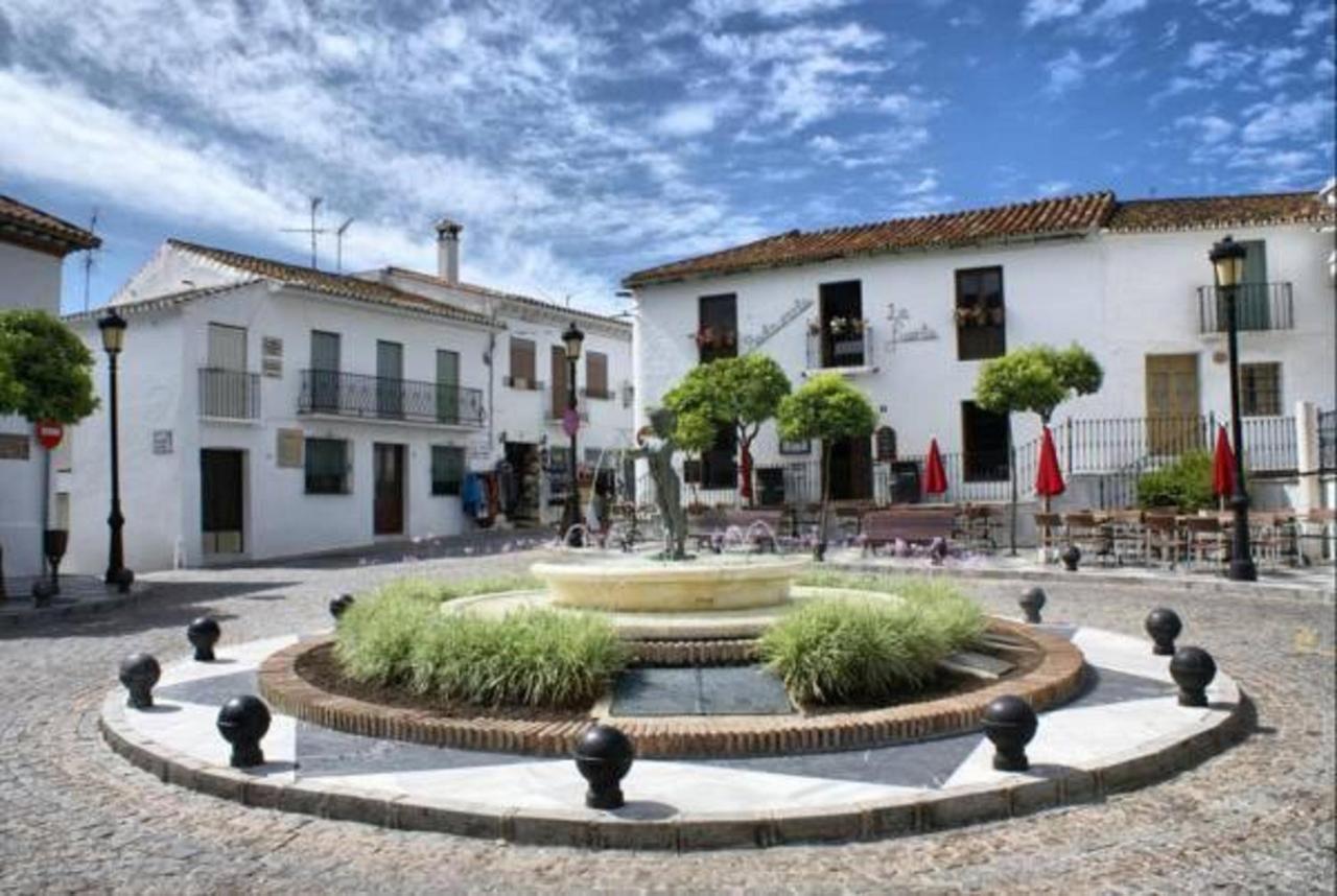 Weforyou Real Del Tivoli Two Rooms Benalmadena Bagian luar foto
