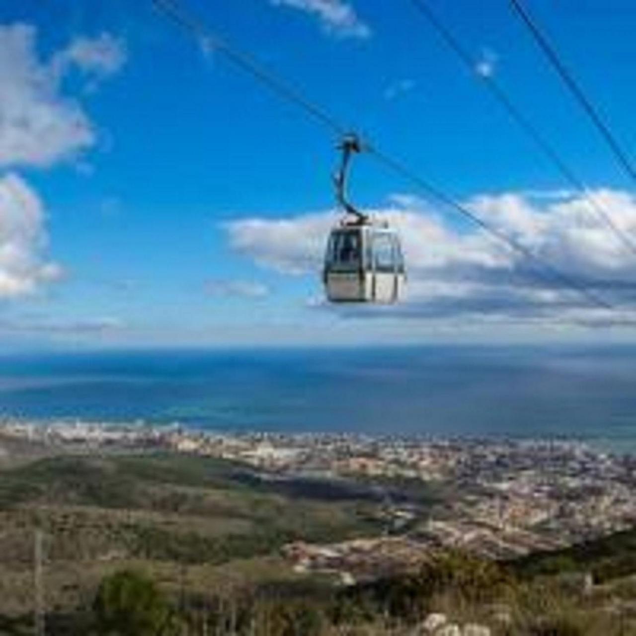 Weforyou Real Del Tivoli Two Rooms Benalmadena Bagian luar foto